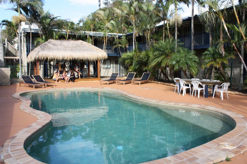 Budds In Surfers Backpackers Gold Coast Exterior photo